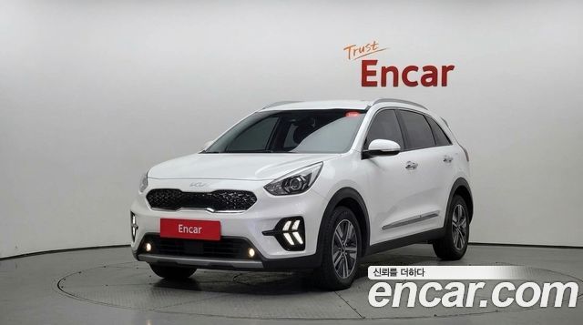 Kia Niro 1.6 HEV Prestige — пробег 109 000 км — фото 3 из 5