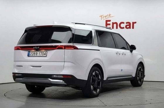 Kia Carnival Diesel 9-Seater Noblesse — пробег 60 248 км — фото 4 из 5