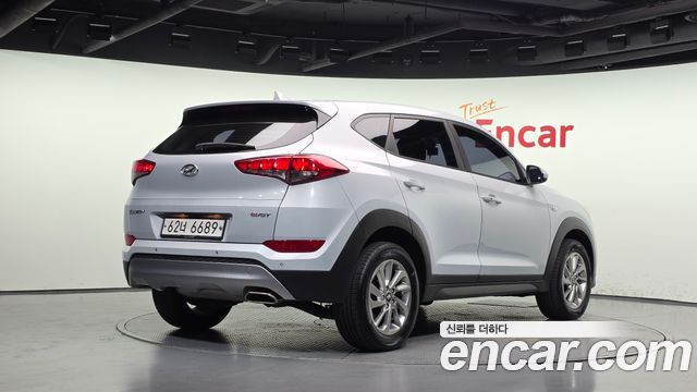 Hyundai Tucson Diesel 1.7 2WD Style — пробег 217 765 км — фото 2 из 5