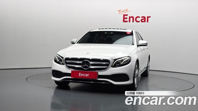 Mercedes-Benz E-Class из Кореи Encar
