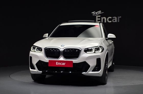 BMW iX3 M Sports — пробег 28 340 км — фото 3 из 5