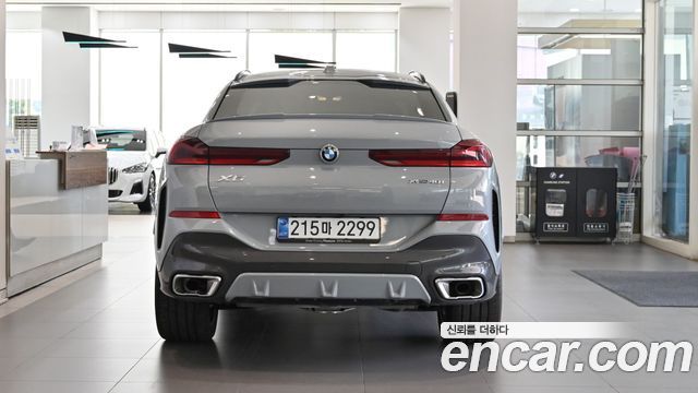 BMW X6 xDrive40i M Sport — пробег 4 965 км — фото 4 из 5