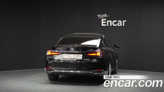 Lexus ES Executive — пробег 96 139 км — фото 4 из 5