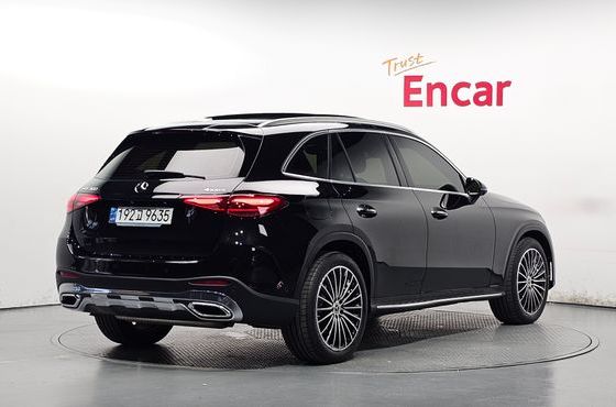 Mercedes-Benz GLC-Class GLC300 4MATIC AMG Line — пробег 14 292 км — фото 2 из 5
