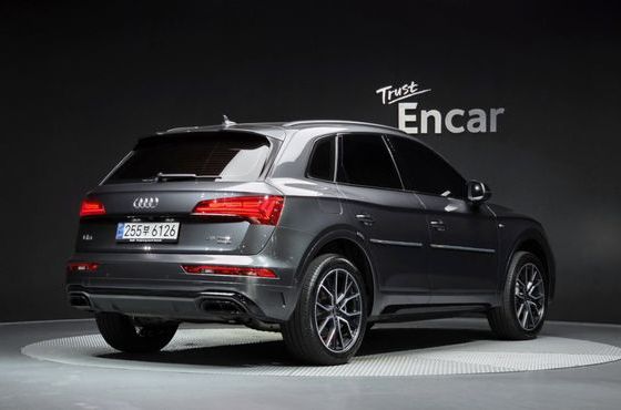 Audi Q5 45 TFSI Quattro Premium — пробег 36 933 км — фото 2 из 5