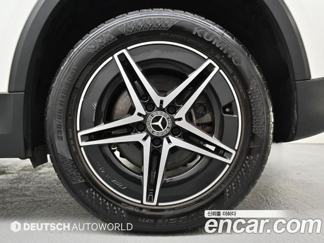 Mercedes-Benz EQA из Кореи Encar