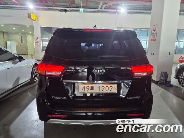 Kia Carnival из Кореи Encar