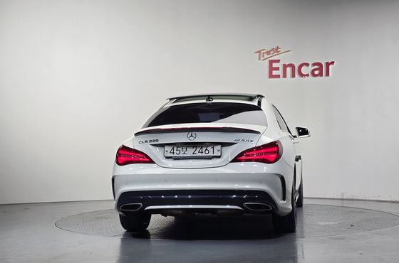 Mercedes-Benz CLA-Class CLA220 AMG Line — пробег 107 662 км — фото 4 из 5