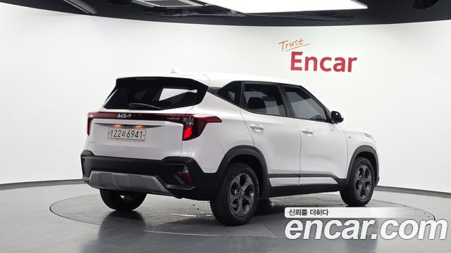 Kia Seltos из Кореи Encar