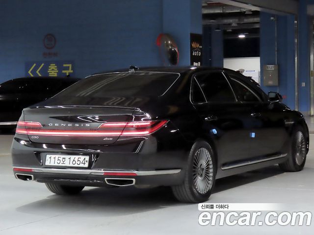 Genesis G90 из Кореи Encar