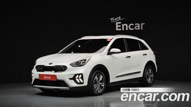 Kia Niro 1.6 HEV Prestige — пробег 112 926 км — фото 1 из 5