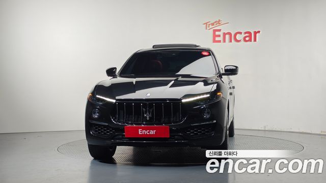 Maserati Levante 3.0 AWD GranLusso — пробег 82 290 км — фото 3 из 5