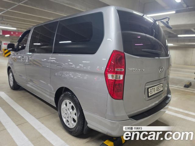 Hyundai Starex 5-Seater VAN CVX Deluxe — пробег 175 895 км — фото 5 из 5