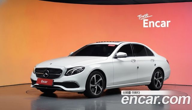 Mercedes-Benz E-Class из Кореи Encar