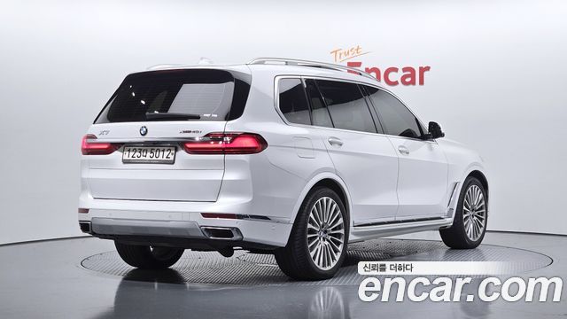 BMW X7 xDrive 40i Design Pure Excellence 7-Seater — пробег 93 937 км — фото 2 из 5