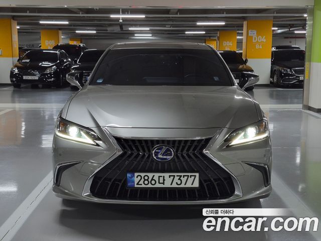 Lexus ES Luxury — пробег 96 876 км — фото 4 из 5