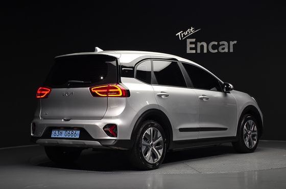 Kia Niro Air — пробег 67 120 км — фото 2 из 5