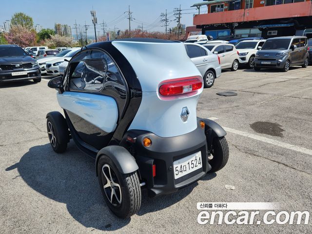 Renault (Samsung) Twizy Intens(2-seater) — пробег 3 050 км — фото 4 из 5