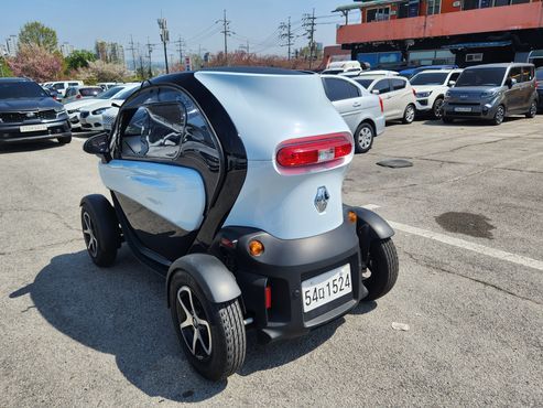 Renault (Samsung) Twizy Intens(2-seater) — пробег 3 050 км — фото 4 из 5