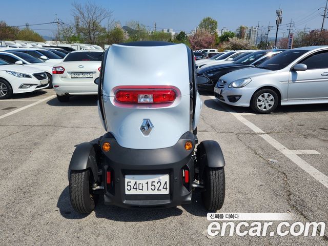 Renault (Samsung) Twizy Intens(2-seater) — пробег 3 050 км — фото 5 из 5