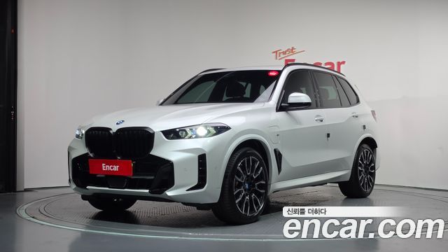 BMW X5 xDrive 50e M Sport — пробег 21 497 км — фото 1 из 5