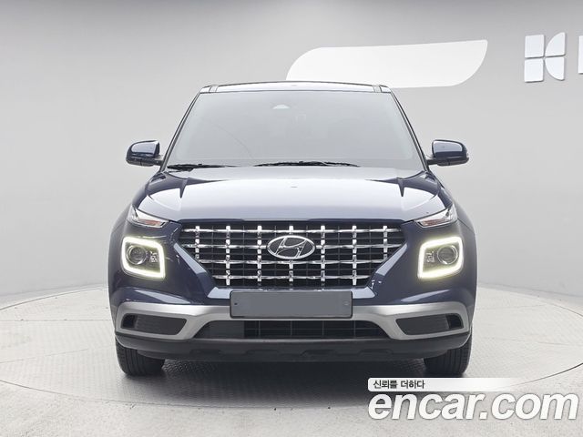 Hyundai Venue 1,6 Premium — пробег 13 998 км — фото 3 из 5