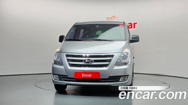 Hyundai Starex 11-Seater Wagon Smart — пробег 115 713 км — фото 3 из 5