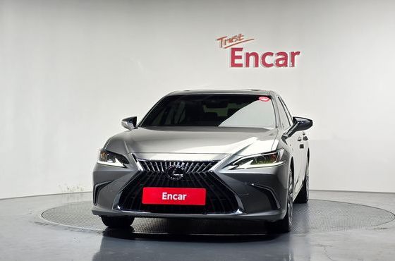 Lexus ES Luxury Plus — пробег 87 677 км — фото 3 из 5
