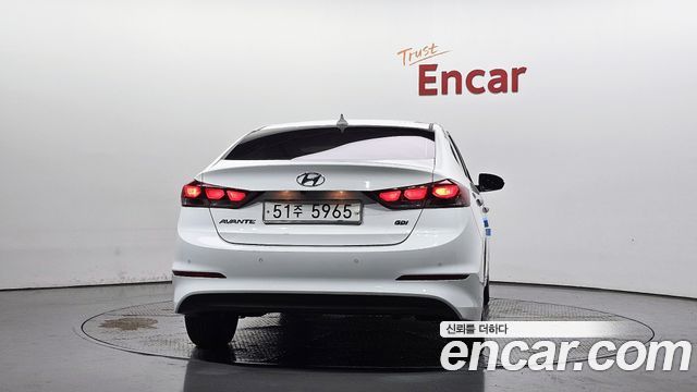 Hyundai AVANTE из Кореи Encar