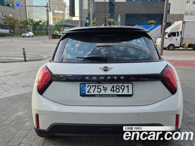 Mini Cooper Favoured — пробег 430 км — фото 2 из 5