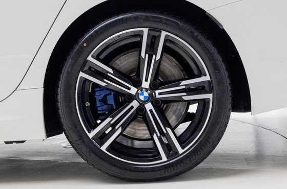 BMW 3-Series 320i M Sport — пробег 4 117 км — фото 3 из 5