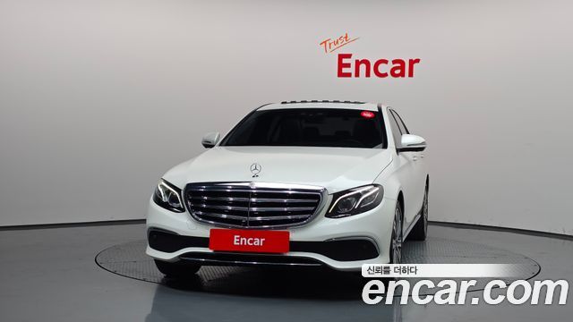 Mercedes-Benz E-Class из Кореи Encar