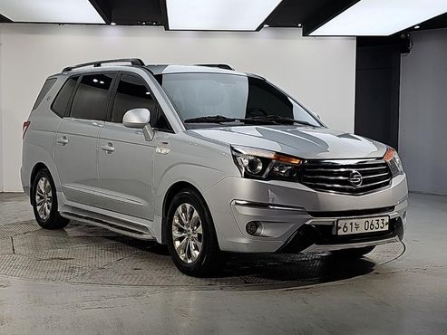 Ssangyong KORANDO 4WD TX 9-seater — пробег 94 272 км — фото 2 из 5