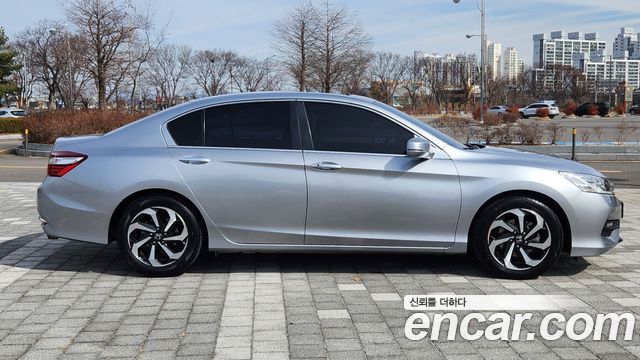 Honda Accord из Кореи Encar