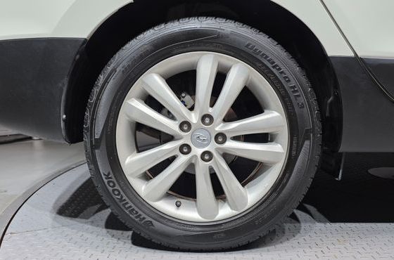 Hyundai Tucson Diesel 2WD LX20 Luxury — пробег 94 590 км — фото 5 из 5