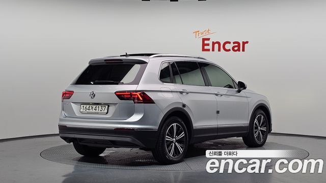 Volkswagen Tiguan из Кореи Encar