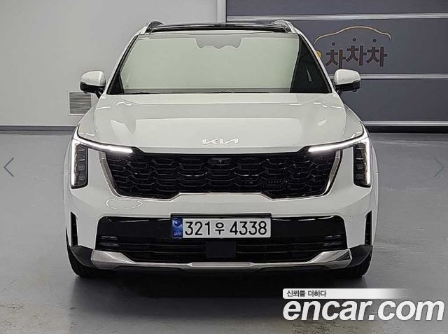 Kia Sorento HEV 1.6 4WD Signature — пробег 8 737 км — фото 2 из 5