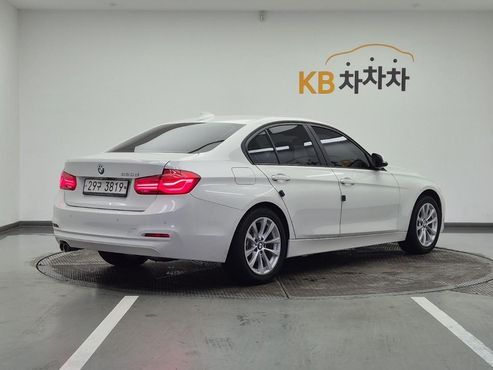 BMW 3-Series 320d — пробег 99 068 км — фото 4 из 5