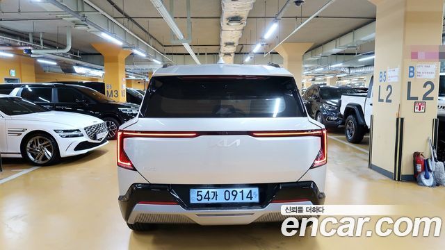 Kia EV5 из Кореи Encar