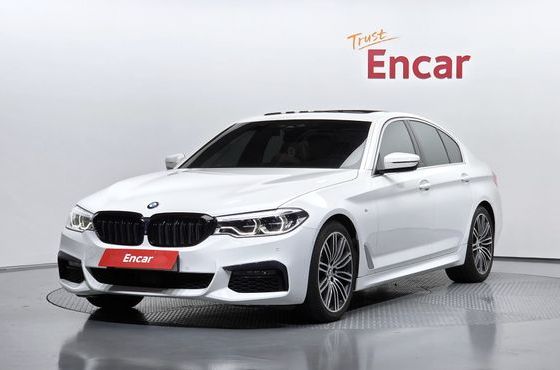 BMW 5-Series 530i xDrive M Sport Package Plus — пробег 125 633 км — фото 1 из 5