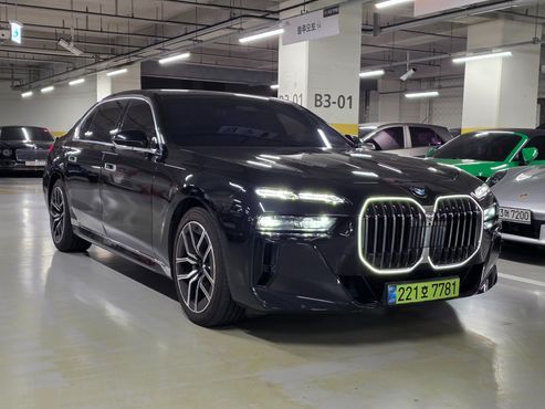 BMW 7-Series 740i xDrive M Sport — пробег 40 000 км — фото 3 из 5