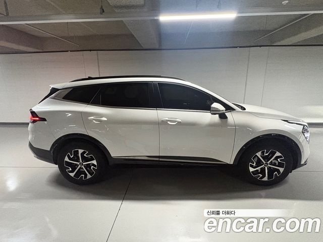 Kia Sportage HEV 1.6 2WD Signature — пробег 16 471 км — фото 3 из 5