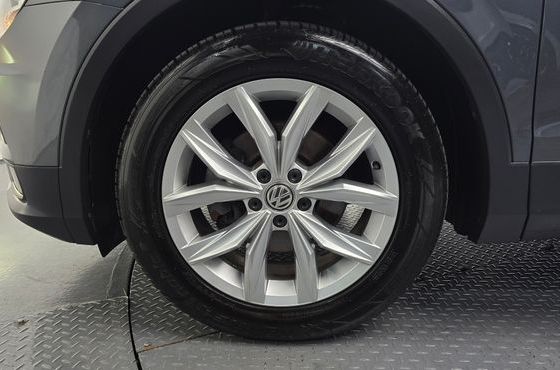 Volkswagen Tiguan 2.0 TDI Premium — пробег 111 776 км — фото 5 из 5
