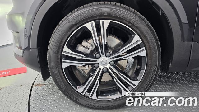 Volvo XC40 из Кореи Encar