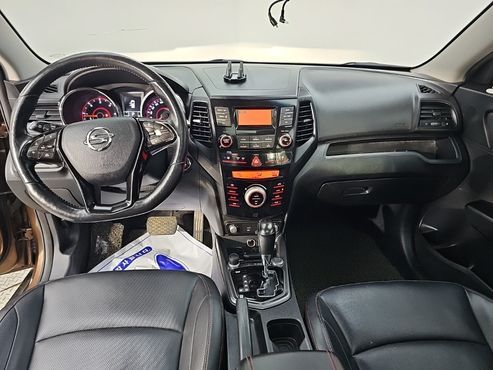 Ssangyong TIBOLI Diesel RX 2WD — пробег 157 000 км — фото 5 из 5