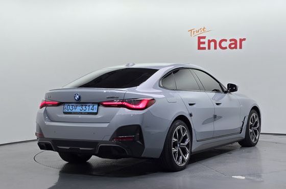 BMW i4 eDrive40 M Sports Pro — пробег 88 438 км — фото 2 из 5