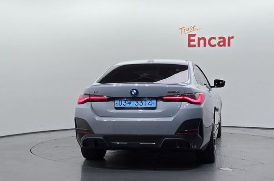 BMW i4 eDrive40 M Sports Pro — пробег 88 438 км — фото 4 из 5