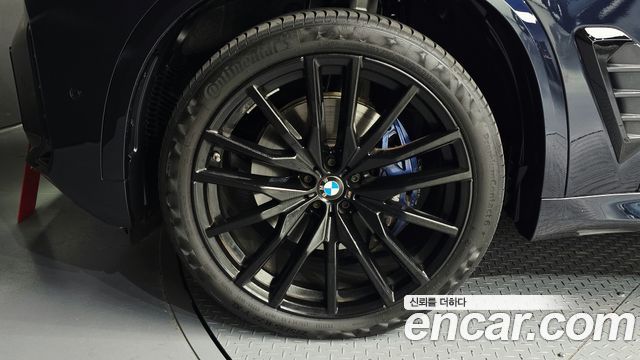 BMW X5 xDrive 40i M Sport — пробег 7 973 км — фото 5 из 5