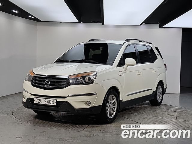 Ssangyong KORANDO 4WD GT 11-seater — пробег 136 000 км — фото 1 из 5