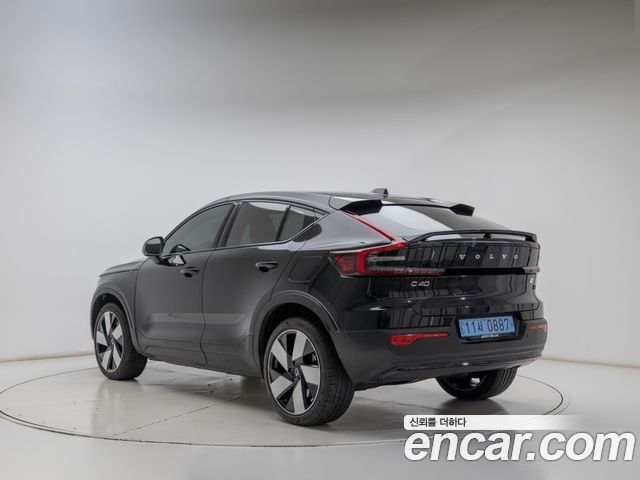Volvo C40 Twin Ultimate — пробег 30 362 км — фото 4 из 5